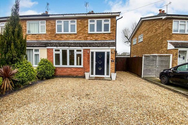 Thumbnail Semi-detached house to rent in Thirlmere Drive, Loughborough, Loughborough