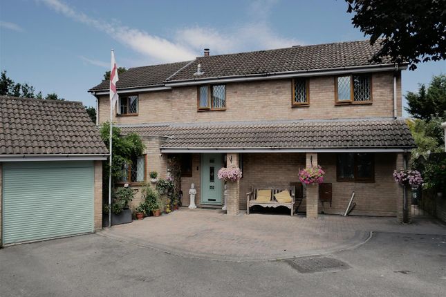 6, Westerham Walk, Calne photo 2