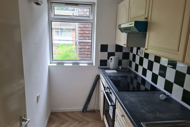 Flat to rent in Flat, Salisbury House, Lily Street, West Bromwich