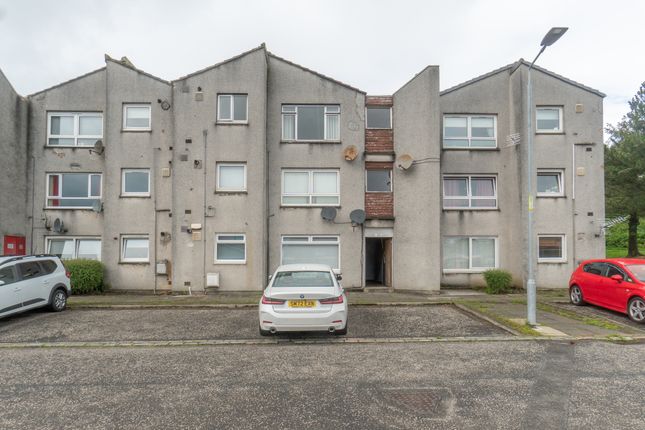 Thumbnail Flat for sale in Lomond Grove, Glasgow