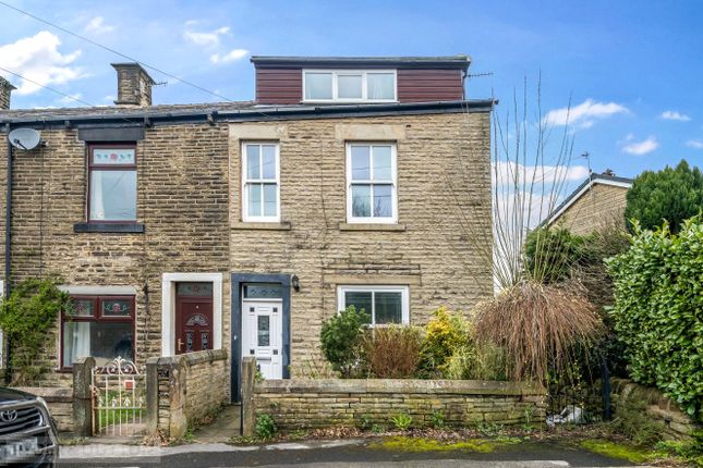 Thumbnail End terrace house for sale in The Shaw, Glossop