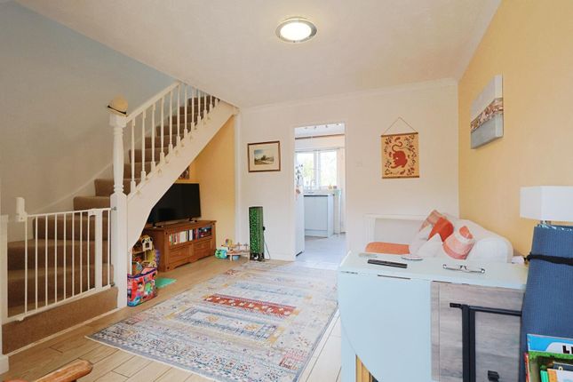 17, Waldren Close, Poole photo 4