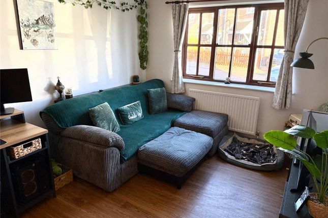 10, Croscombe Gardens, Somerset photo 3