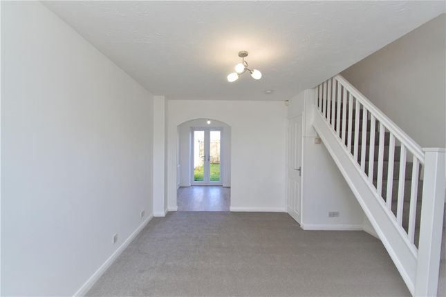 Mead Road, Leeds photo 4