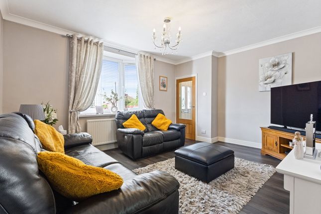 38, Swanhill Lane, Pontefract photo 4