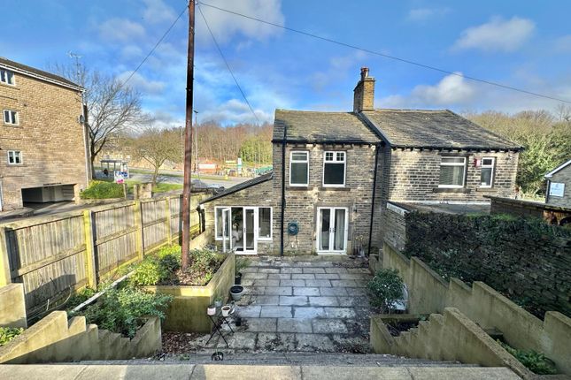 Thumbnail Semi-detached house to rent in Bradford Road, Huddersfield