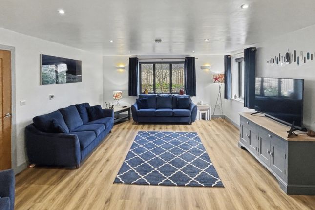 Chyngwith, 3 Trevelyan Grove, Penzance photo 2