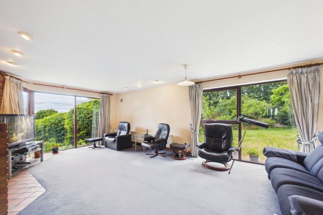5, Forge Hill Beeston, Nottingham photo 3