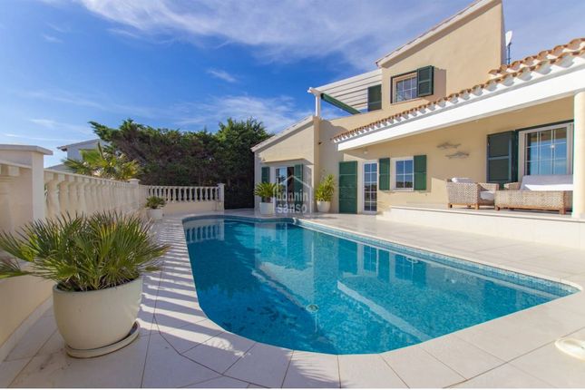 Villa for sale in Cala Llonga, Cala Llonga, Menorca, Spain