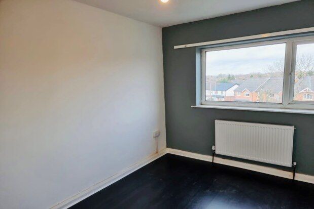 Thumbnail Flat to rent in Fiveways Parade, Stockport