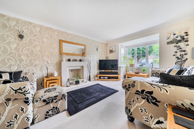 8, Purcell Way, Shefford photo 3