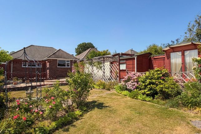 75 Malwood Road West, Southampton photo 2