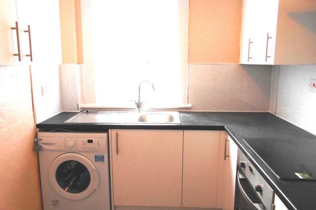 Adamson Crescent, Dunfermline, KY12 0AZ, Dunfermline photo 5