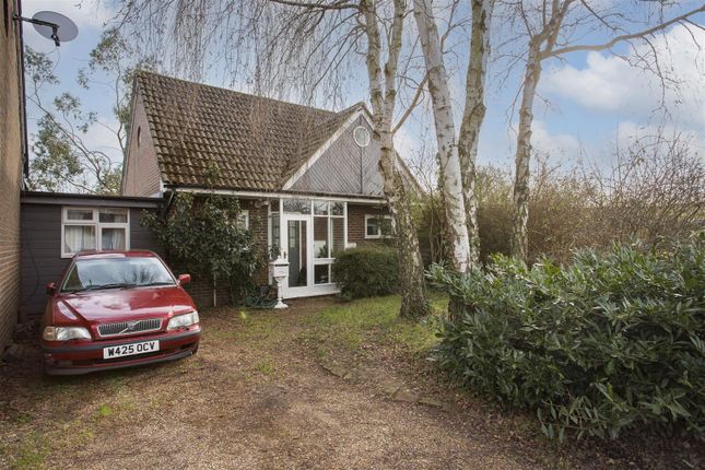 Link-detached house for sale in Old School Lane, Ryarsh, West Malling
