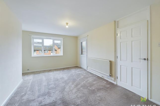 63, Castlefields, Oswestry photo 2