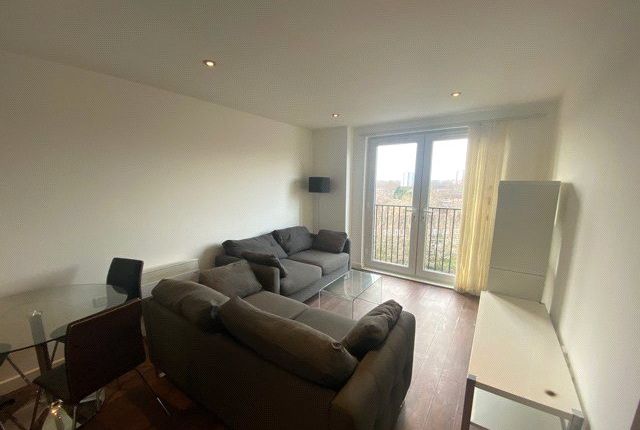 2-bed flat on C83 Alto,, Alto, Manchester, £235,000