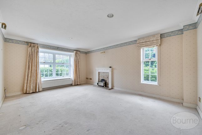 1, Bourne Heights, Farnham photo 2