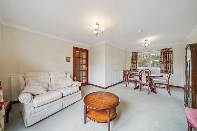 14 Wellmeadow Green, Glasgow photo 3