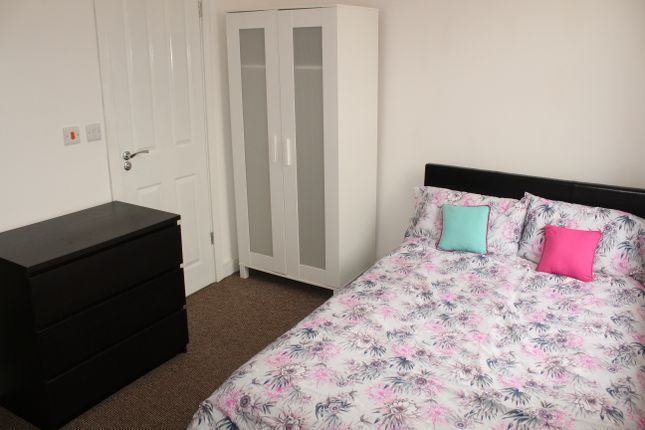 Shared accommodation to rent in Alderson Road, Sheffield