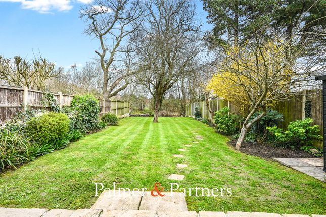 14, Mayfield Road, Chelmsford photo 4