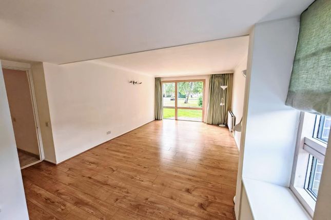 8, Larchfield, Cambridge photo 2