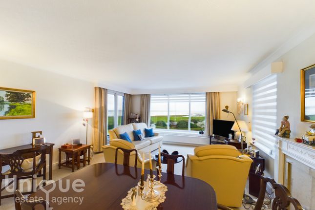 Flat for sale in Lake Point, Marine Drive, Lytham St. Annes