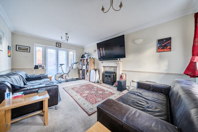 Barclay Close, Bicester photo 2