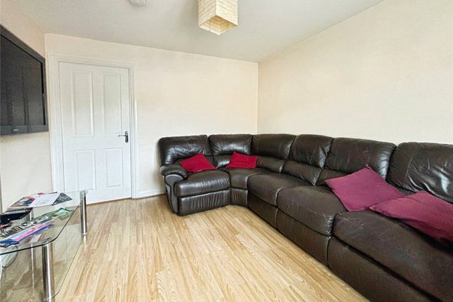 Room 4, 4, Millgrove Street, Wiltshire photo 5