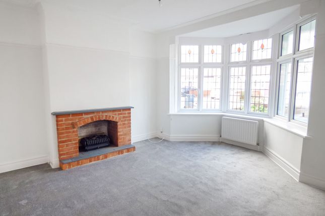 13, Paignton Avenue, Whitley Bay photo 3