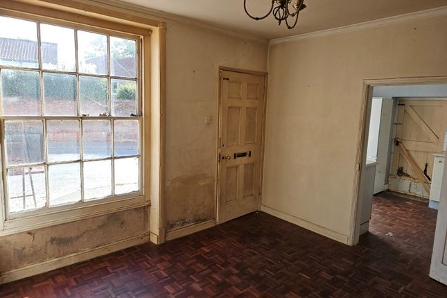 Ground Floor Flat, 31, High Street, DEREHAM photo 2