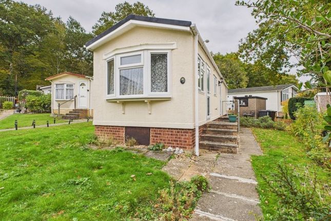 18 Brooks Close, Towngate Wood, Shipbourne Road, Tonbridge photo 2