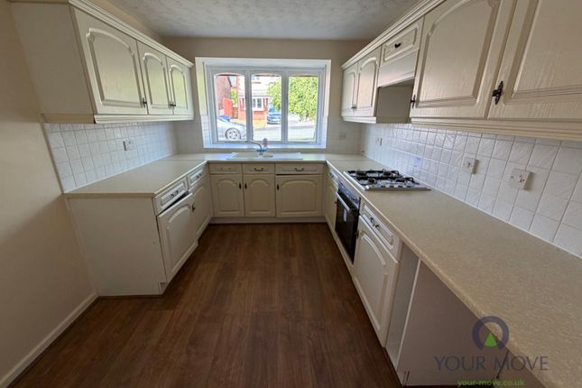 3, Burford Avenue, Waterhayes, Staffordshire photo 3