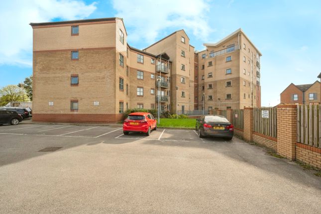 Thumbnail Flat for sale in Kentmere Drive, Doncaster, South Yorkshire