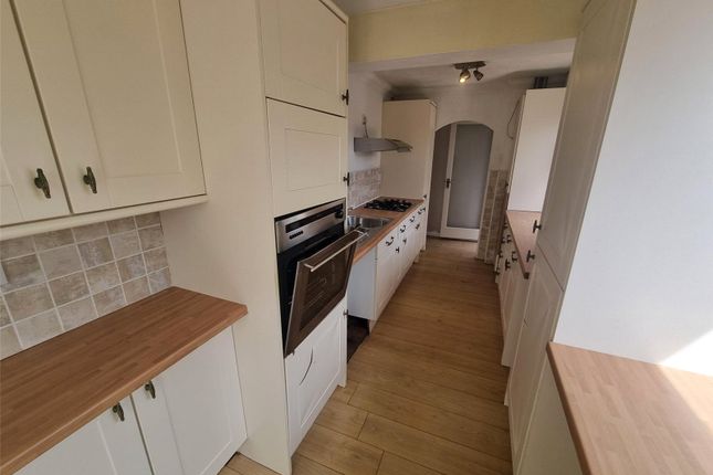 8, Clyde Crescent, Essex photo 5