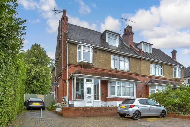 Flat for sale in Brighton Road, Purley, Surrey