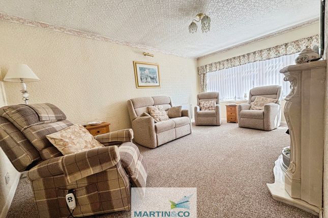 42, Hoades Avenue, Worksop photo 4