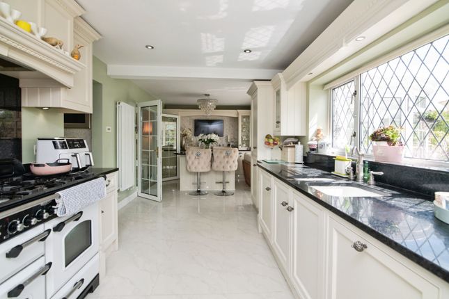 17, Pear Tree Drive, Birmingham photo 4