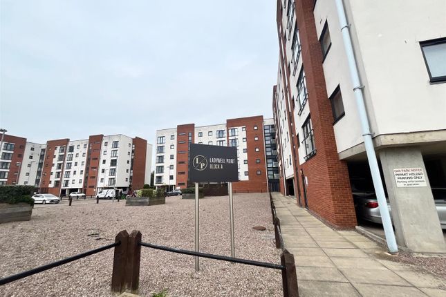 Apt 257, Ladywell Point Block A, Salford photo 2