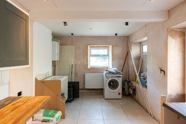 5, Hill Street, Newport photo 4
