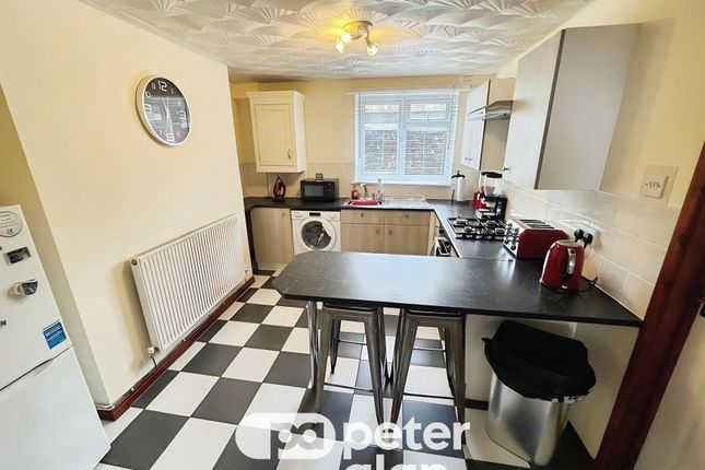 16, Merthyr Tydfil photo 5