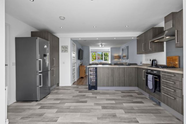 14, Craighall Bank, Kilmarnock photo 3