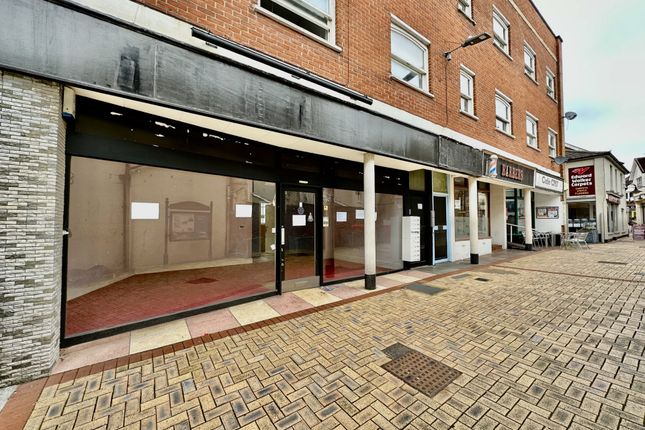 Retail premises to let in Sandpit Lane, Braintree, Essex