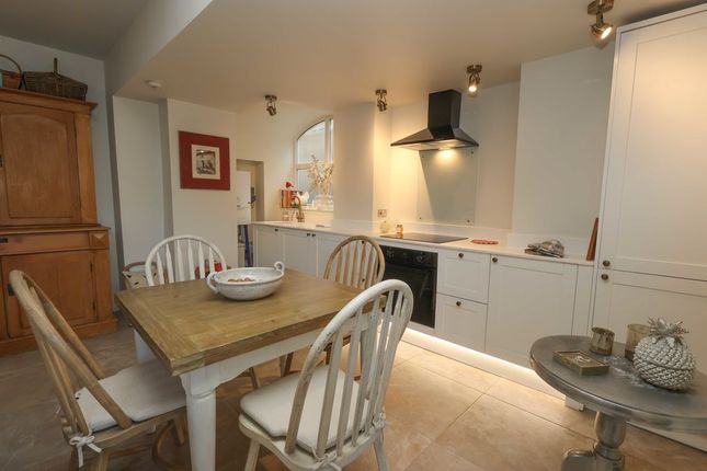 Flat 1 Richmond House, 15, Elton Road, Clevedon photo 3