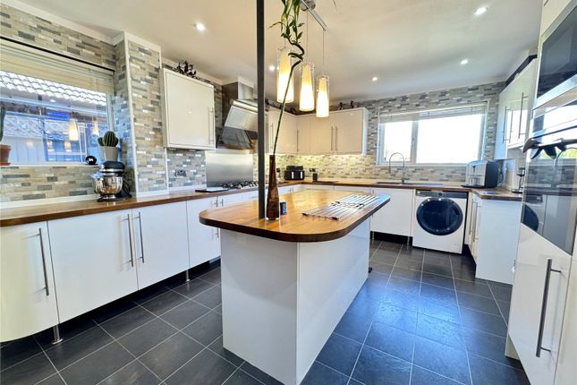 22, Barton Drive, Barton On Sea photo 2