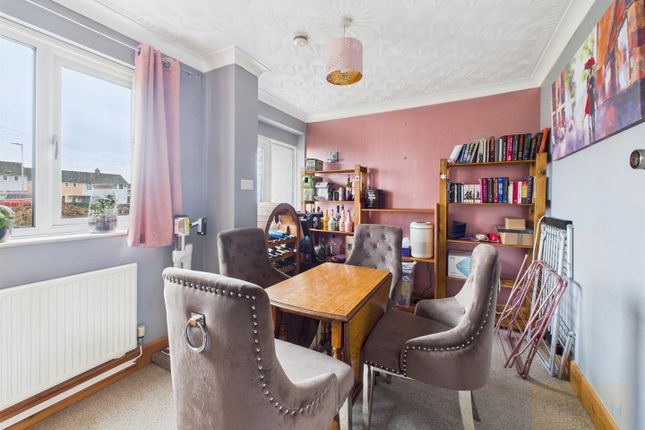 81, Redwell Road, Gloucester photo 4