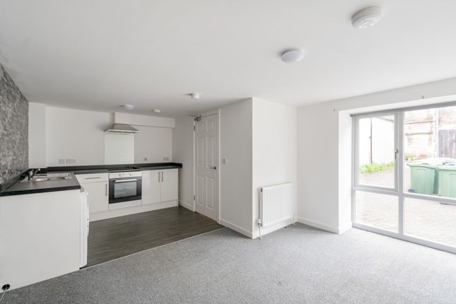 62a, Queen St, Clackmananshire photo 2