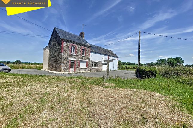 Thumbnail Farmhouse for sale in Villedieu Les Poeles, Basse-Normandie, 50800, France