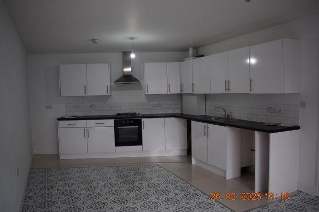 32C, Leicester Road, Nuneaton photo 5