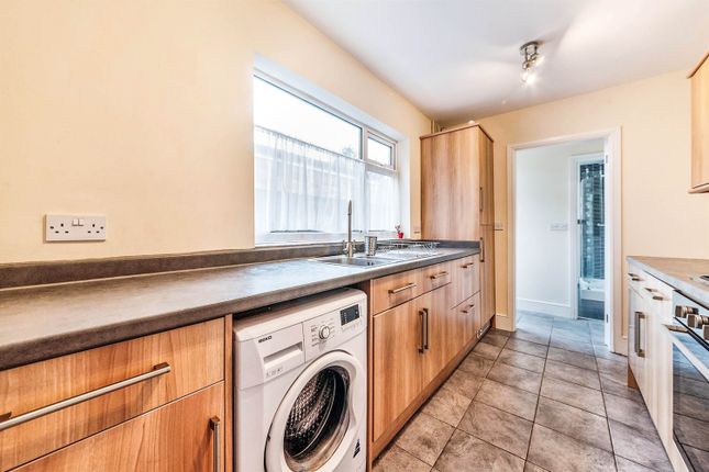 Terraced house for sale in Whitfield Street, Newark