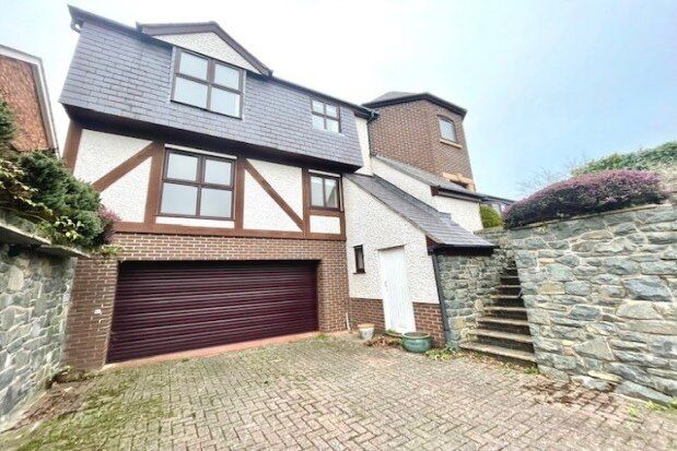 Detached house to rent in Bryn Hyfryd Park, Conwy LL32